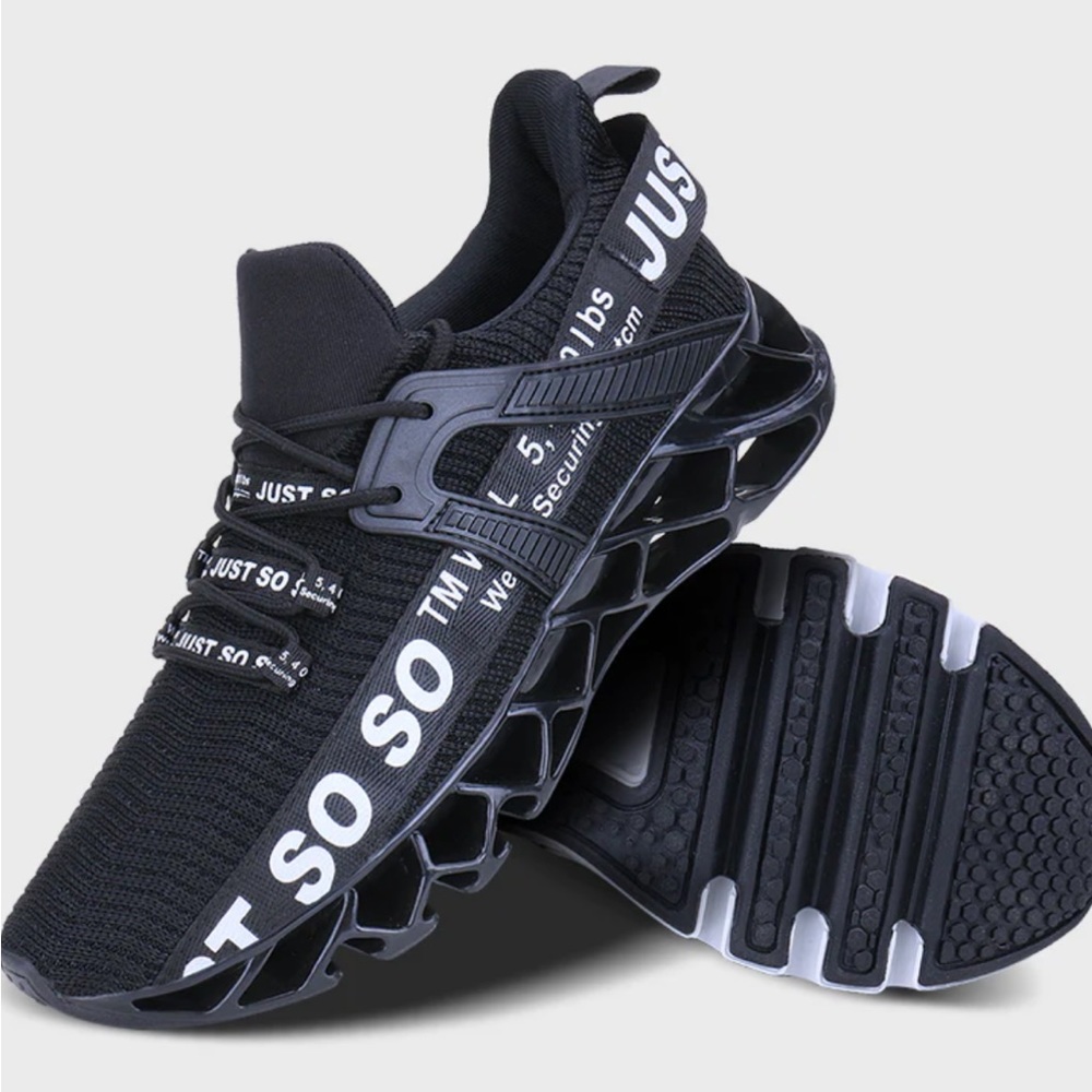 JUST SO SO UNISEX SHOES （THIRD GENERATION. Womens 11 Mens 9.5